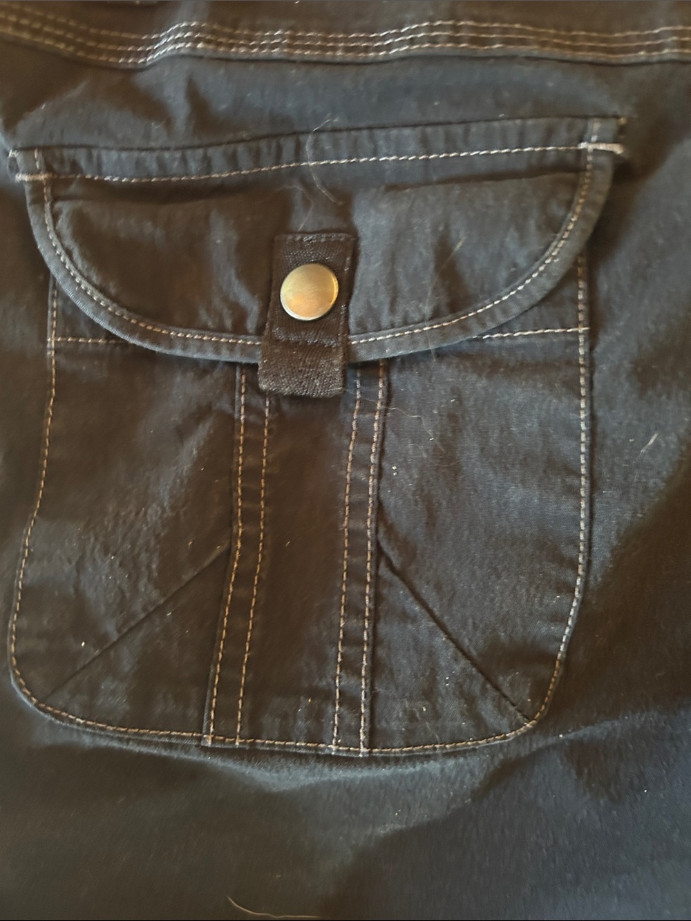 Kuhl Women’s Black Cargo Shorts - Picture 7 of 11
